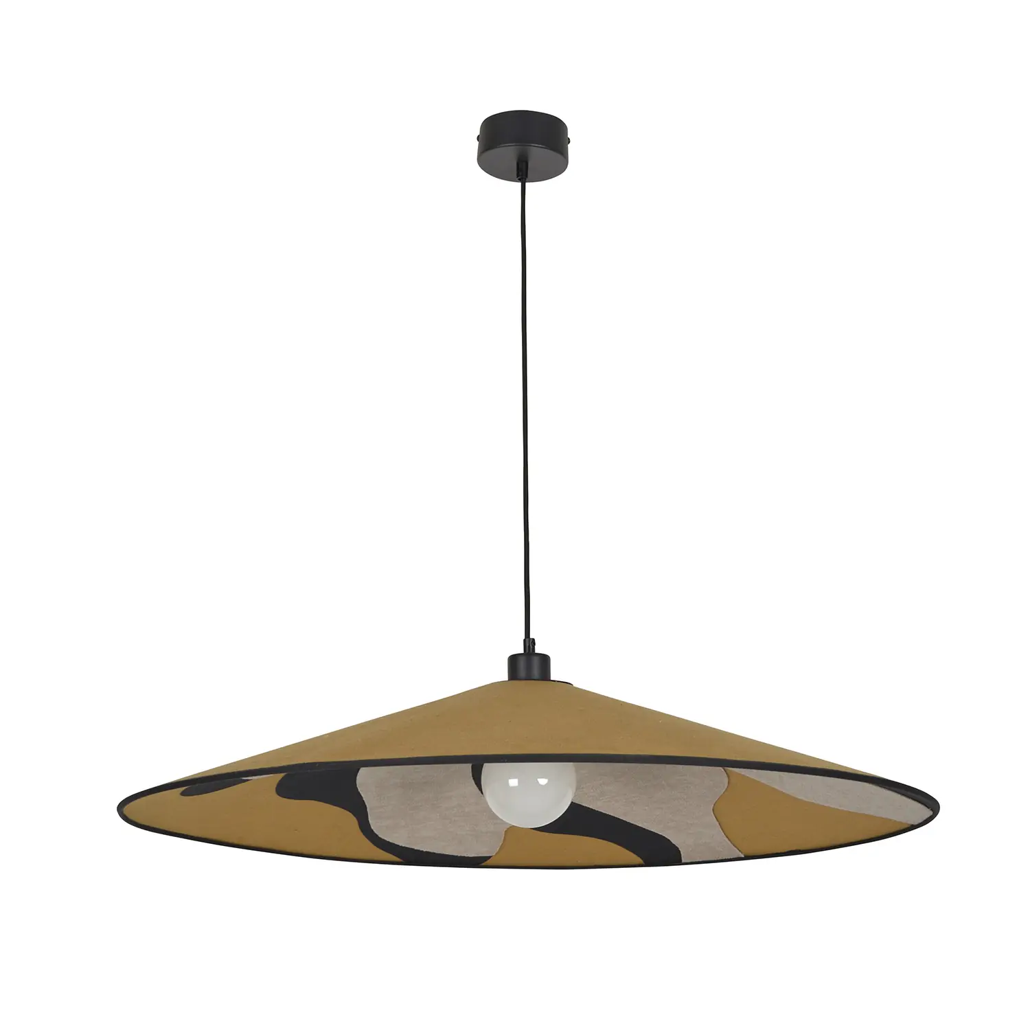 Un design raffiné signé Sonia Laudet x Market Set Apportez une touche de chaleur et d’élégance à votre intérieur avec la suspension Nostalgia Curry. Conçue par la designer Sonia Laudet en collaboration avec Market Set, cette pièce unique allie un design rétro chic à des matériaux de haute qualité. Son abat-jour en tissu , dans une teinte lumineuse curry, diffuse une lumière douce et enveloppante, idéale pour créer une ambiance chaleureuse. Un luminaire d’exception pour tous les styles d’intérieurs Avec son diamètre de 60 cm et sa hauteur de 16 cm, cette suspension en tissu est parfaite pour éclairer un salon, une salle à manger ou une chambre avec élégance. Son installation modulable permet également une fixation en plafonnier, offrant ainsi une flexibilité optimale pour s’adapter à votre espace.
