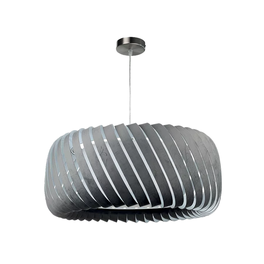 Une suspension velours chic et moderne Disponible en gris clair ou en bleu zafiro, Clyde s’adapte à tous les styles. Le modèle gris apporte une touche sobre et contemporaine. Le bleu, plus audacieux, devient un véritable point focal. Avec son diamètre de 57 cm, cette suspension habille une pièce sans l’écraser. Sa hauteur de 25 cm garantit un équilibre parfait au-dessus d’une table ou dans un salon.