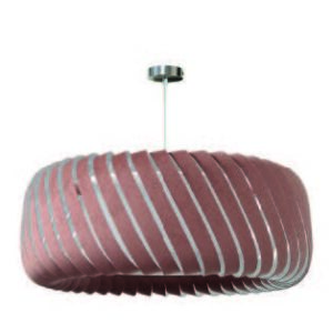 Apportez du style à votre intérieur avec la suspension velours Clyde . Ce luminaire combine la richesse du velours et le savoir-faire artisanal. Son abat-jour en velours, associé à un diffuseur blanc, diffuse une lumière douce et homogène. Le résultat : une ambiance élégante et chaleureuse.
